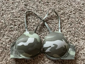 Victoria Secret Bra 36A Wear Everywhere Super Push Up Camo EUC - Picture 1 of 13