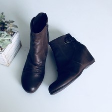 bare traps sheigh wedge bootie