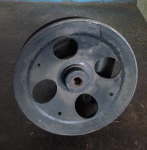 Holden Barina SB 94-01 Power Steering Pump - Picture 1 of 3
