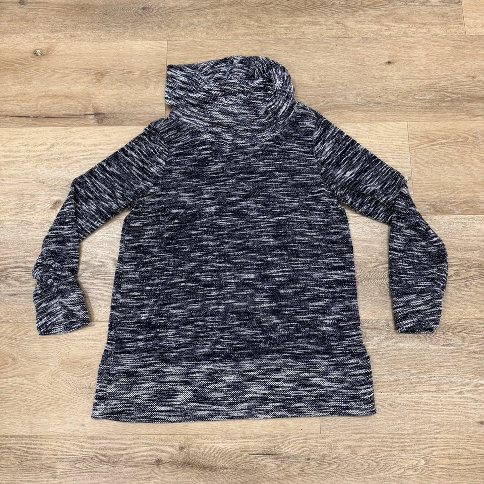 Suéter Daisy Fuentes Mujer Grande Cuello Simulado Negro Blanco Manga Larga Camisa Foto 1 de 4