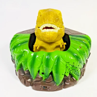 Deco-Pac T-Rex Dinosaurio Decoración de Pasteles Sensor de Movimiento Luz Rugiente Dino Jurásico Foto 1 de 4