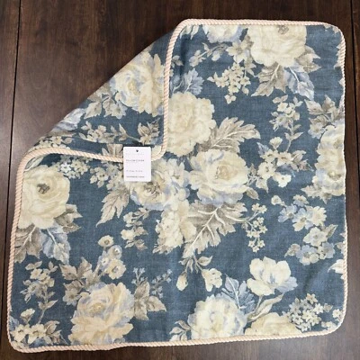 FUNDA DE ALMOHADA DE LINO FLORAL CAMI GRANERO CERÁMICA 24" SQ ~ AZUL MULTI Foto 1 de 4