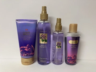 Victoria’s Secret Love Spell Lote de 4 Exfoliantes Corporales Jabón Corporal Salpicaduras Corporales Foto 1 de 2