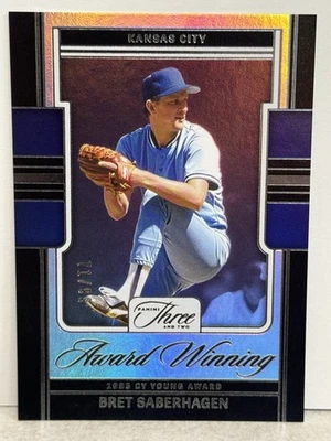 2025 Panini-Three and TWO-#10-BRET Saberhagen-Award WINNING-/99-KC Royals SP Foto 1 de 2