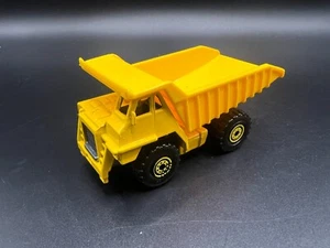Hot Wheels CAT Dump Truck Yellow 90s Blue Card Plastic Dump Mint Shape! - Picture 1 of 4