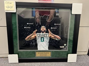 Jayson Tatum Autographed Boston Celtics 16x20 Framed To 20x24 - Bild 1 von 4