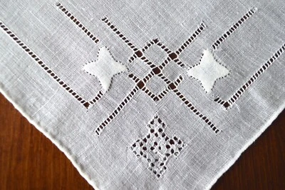 VINTAGE HANKY 1920s WHITE ON WHITE GEOMETRIC DESIGN APPLIQUE & PUNCHWORK - Image 1 of 3