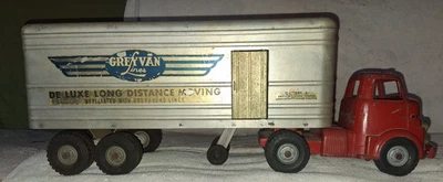 Remolque tractor Wyandotte líneas de furgoneta grises Foto 1 de 4