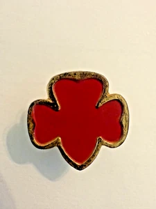 1940s Girl Scout WWII War Service Bureau Red Trefoil Gold/Enamel Brooch Pin - Picture 1 of 3