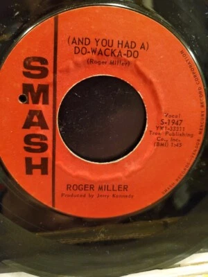 ROGER MILLER 7" 45 RPM "Do-Wacka-Do" & "Love Is Not For Me" VG condition - Image 1 of 4