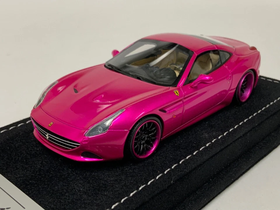 1/43 Looksmart Ferrari California T in Flash Pink Alcantara Base LS431SC - Image 1 of 4
