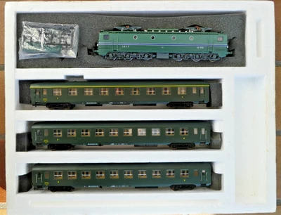 Coffret locomotive CC 7100 + 3 voitures DEV AO SNCF Rivarossi HO ref  R0614 - Photo 1/4