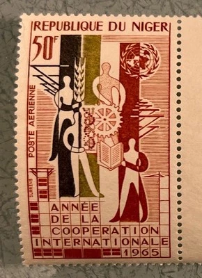 Sello de Níger 1965 año de cooperación correo aéreo SC #1132 MNH con orillo Foto 1 de 3