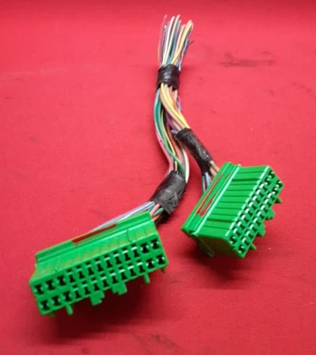 Módulo de control de transmisión automática Subaru Outback 2010 coletas 30919ab021 Foto 1 de 4