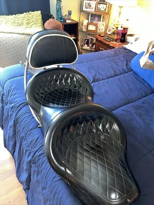 BMW Full Seat Hang 2 Free Shipping Fits 6/900 750 And 600 Models - Image 1 of 4