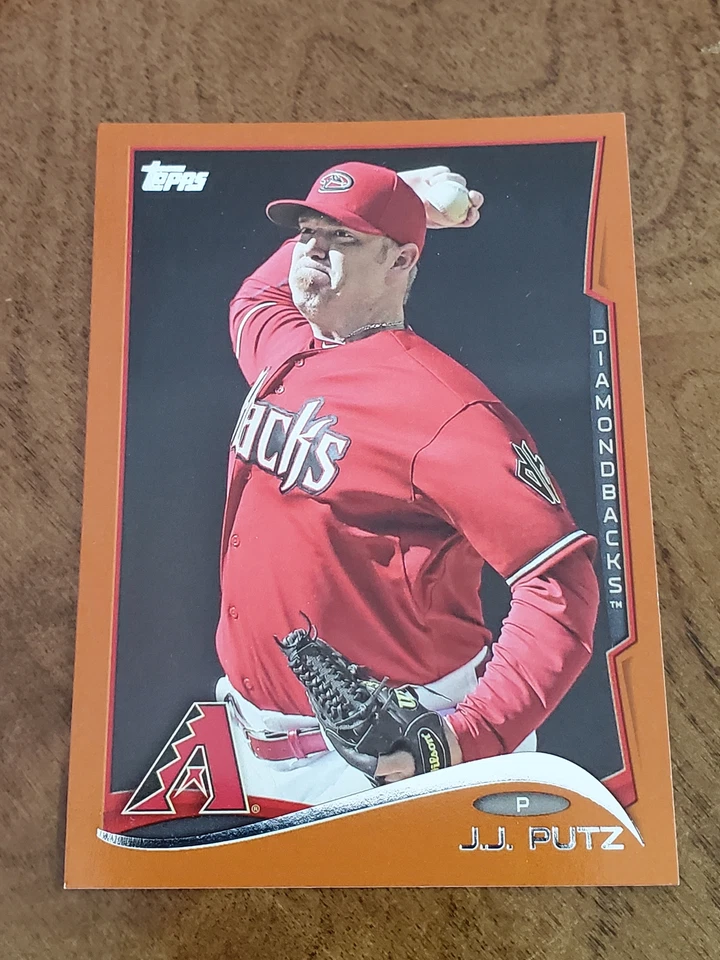 2014 Topps J.J. Putz #402 Orange Parallel Arizona Diamondbacks - Image 1 of 1