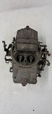 Bomba doble Holley 4777-2 650 CFM Foto 1 de 4