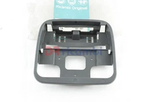 SUPPORTO BASE PLAFONIERA ILLUMINAZIONE INTERNA FIAT BRAVO LANCIA DELTA 51798832 - Picture 1 of 5