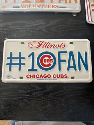 CHICAGO CUBS LICENSE PLATE #1 FAN COLLECTABLE - Image 1 of 2