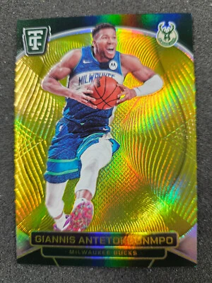 🌟 GIANNIS ANTETOKOUNMPO GOLD - 2024-25 Panini Totally Certified #10/10 BOOKEND - Image 1 of 2