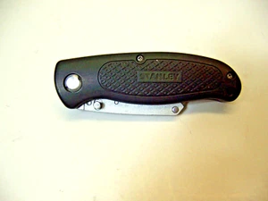 Cuchillo utilitario plegable Stanley Hardware #R399 - Imagen 1 de 3