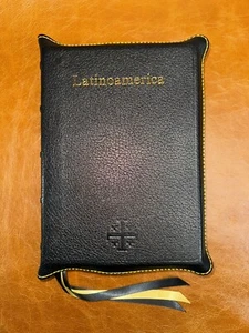 la Biblia Latinoamérica NUEVA Y DE LUJO Encuadernado De Piel De Chivo. - Imagen 1 de 24