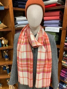 100% Pure New Wool Pashmina | Lochcarron | Made in Scotland | Monikie Blush - Picture 1 of 5
