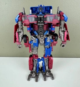 Hasbro Studio Transformers Optimus Prime 2017 - Foto 1 di 7