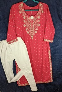 Pink Rayon Embroidered Chikankari Kurti With Inner Pants Set - Picture 1 of 13