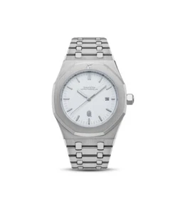 A BATHING APE TYPE 9 BAPEX Silver Watch Bape 1L20187302 Release in 2025 - Picture 1 of 3
