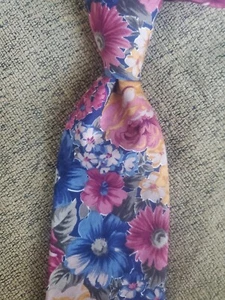 Izod 100% Silk Mens Tie Necktie Floral Short EUC - Picture 1 of 9