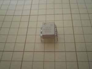 MOC3041	6-Pin DIP Zero-Cross Optoisolators Triac Driver Output - Picture 1 of 1