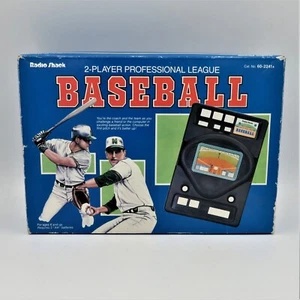 Radio Shack 2-SPIELER PROFESSIONELLER BASEBALL elektronisches Handspiel 60-2441A NEU - Bild 1 von 3