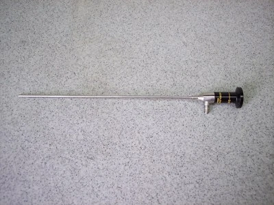 Cistoscópio ACMI Microlens FO-8168D 0° DIR 4mm x 16cm - Imagem 1 de 3