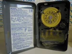 INTERMATIC T172 TIME SWITCH 24 HOUR 240VOLT 40AMP 1P1D SPST *NEW - Picture 1 of 4