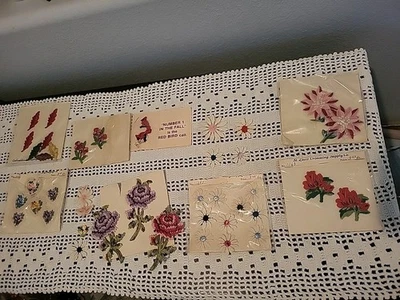 VTG MIXED PATCH LOT OF 40 FLORAL PATCHES ROSE FLOWERS GARDEN Cardinals Leaves - Image 1 of 4