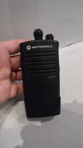 Motorola UHF RDU4100 10CH Two Way Radio RU4100BKN9BA - Zdjęcie 1 z 4