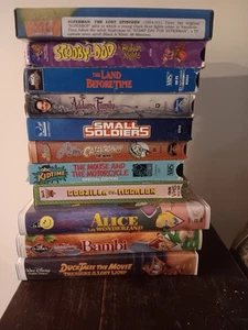 90s 11 Vhs Lot Family Films Disney Godzilla Scooby Doo - Picture 1 of 1