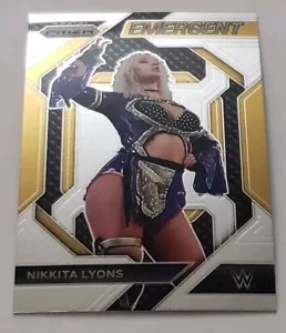 2024 Panini Prizm WWE Emergent #18 Nikkita Lyons Wrestling Trading Card - Foto 1 di 11
