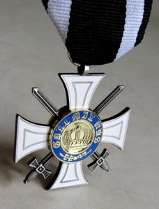 Germany German Prussia The Royal Order of the Crown Medal Swords Silver - Picture 1 of 4