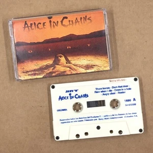 ALICE IN CHAINS Cassette Tape 90s Grunge DIRT RARE SONY MUSIC COLOMBIA RELEASE - Picture 1 of 9