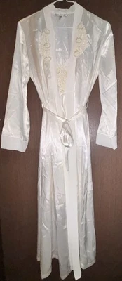 LINEA DONATELLA Ivory Satin Long Robe & Short Chemise Set Embellished Sz  S - Image 1 of 4