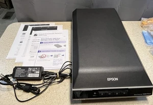EPSON Perfection V600 J252A Photo Scanner W/ Power Cable & Manual. USED ONCE! - Picture 1 of 7