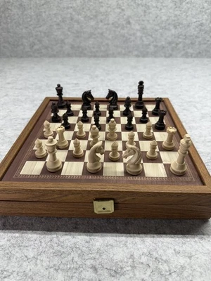 Manopoulos Wooden Chess Backgammon Checkers Set Foldable Board Complete - Image 1 of 4