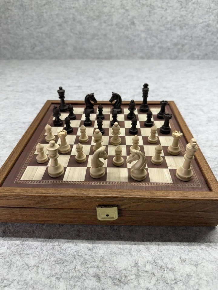 Manopoulos Wooden Chess Backgammon Checkers Set Foldable Board Complete - Image 1 of 4