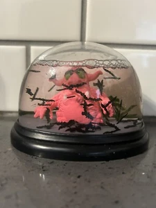 Vintage Enesco Muglies Pink Black Bats Haloween Snow Globe Hong Kong - Picture 1 of 6