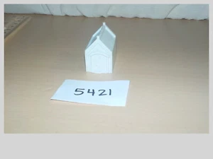 Spur N Mausoleum grau Gebäude Modellbahnanlage #5421 - Bild 1 von 5