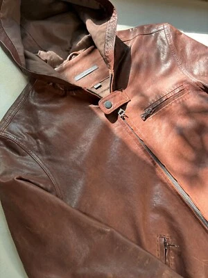 Chaqueta con Capucha de Cuero John Varvatos Talla 36 (pequeña, 46 euros) Foto 1 de 4