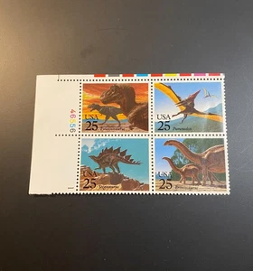 U.S. Scott #2422-25 (#2425b) Dinosaurs 1989 Plate Block of 4 Plate #46556 MNH OG - Picture 1 of 2