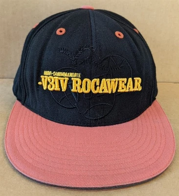 Gorra de béisbol MMVI-DENIMMANDATE-V3IV Rocawear ajustada acrílico/lana talla 7-3/4 Foto 1 de 4